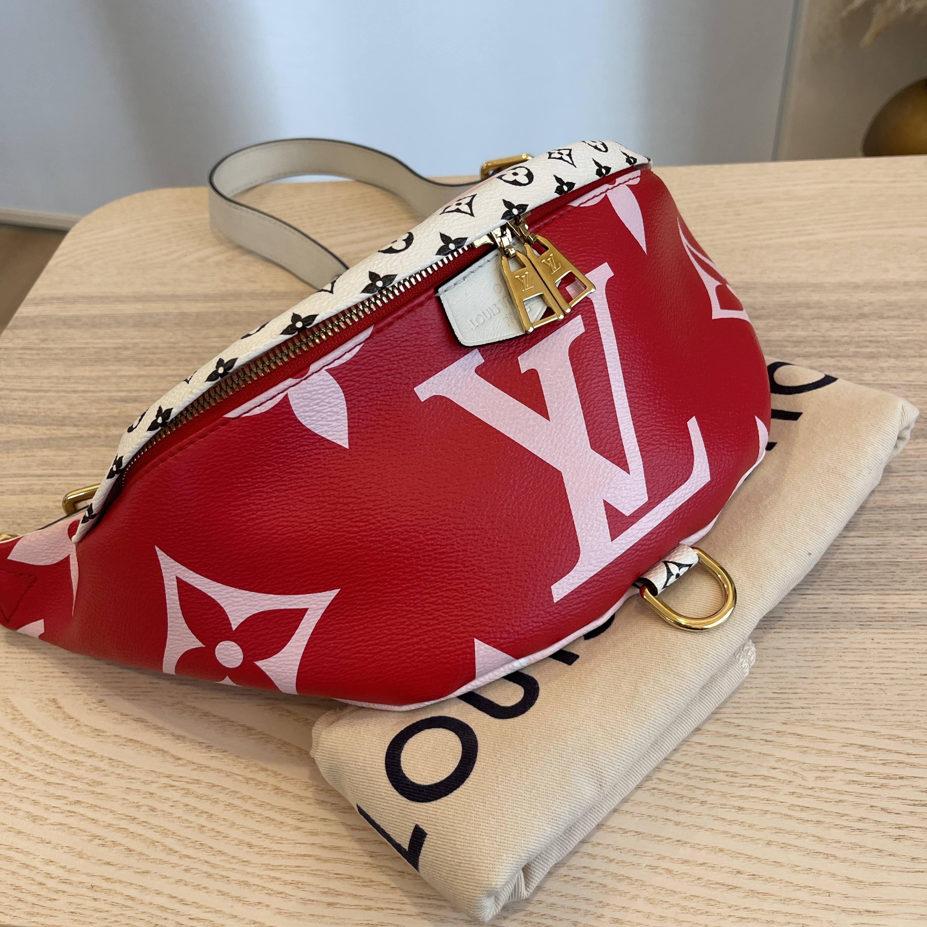 Louis Vuitton Monogram Giant Bumbag - Red Waist Bags, Handbags