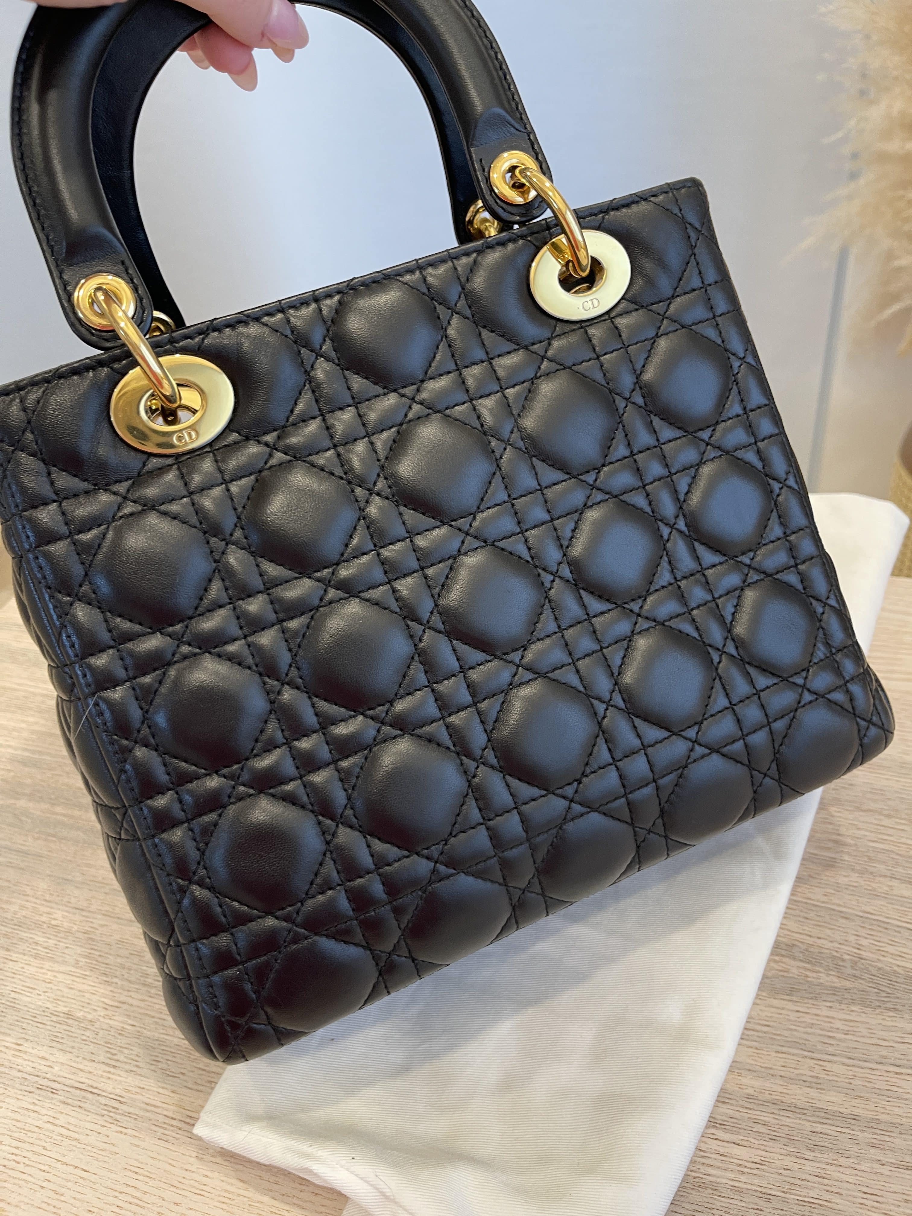 Lady dior medium black lambskin best sale