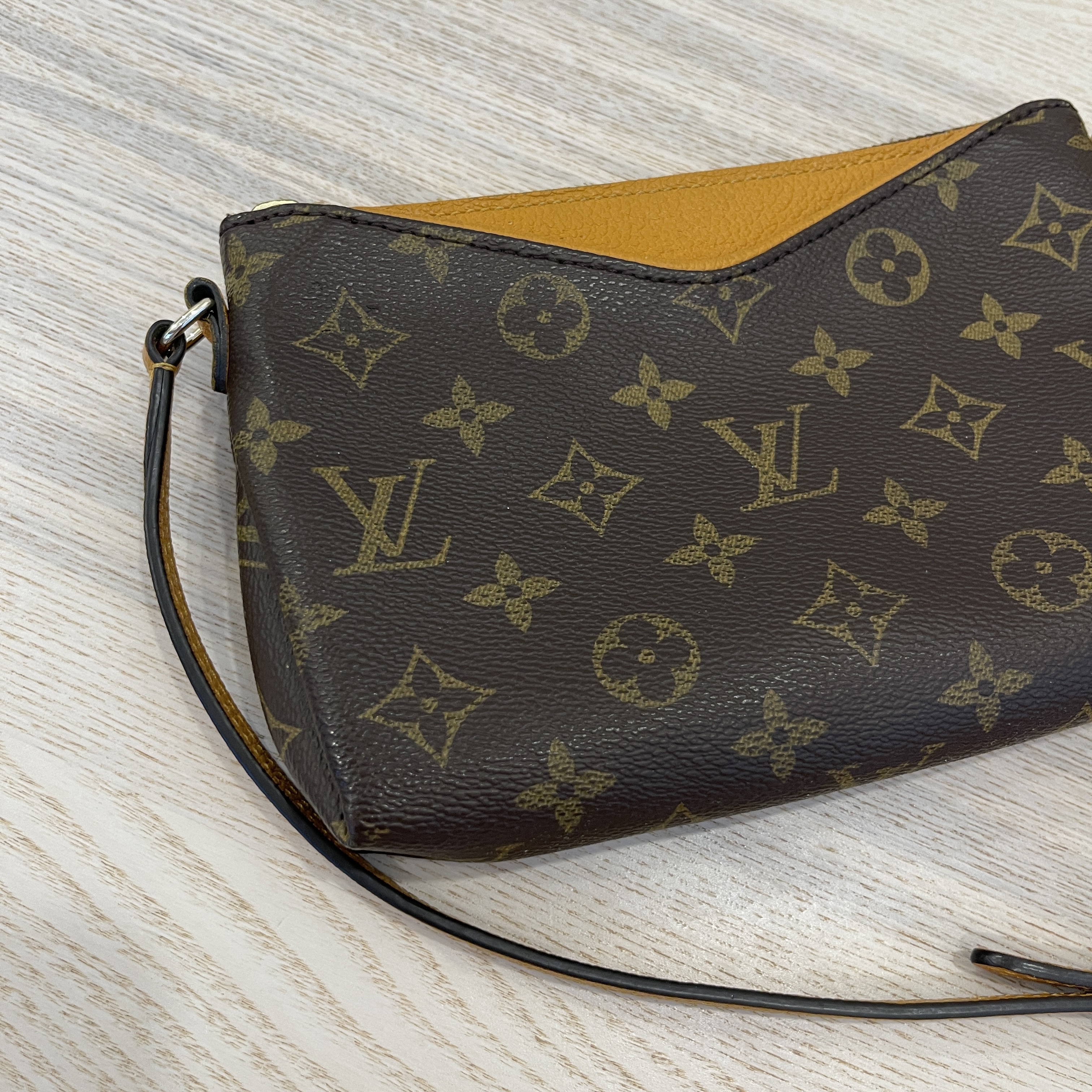 Louis Vuitton Brown Monogram Coated Canvas And Safran Calfskin Pallas  Crossbody Gold Hardware, 2018 Available For Immediate Sale At Sotheby's