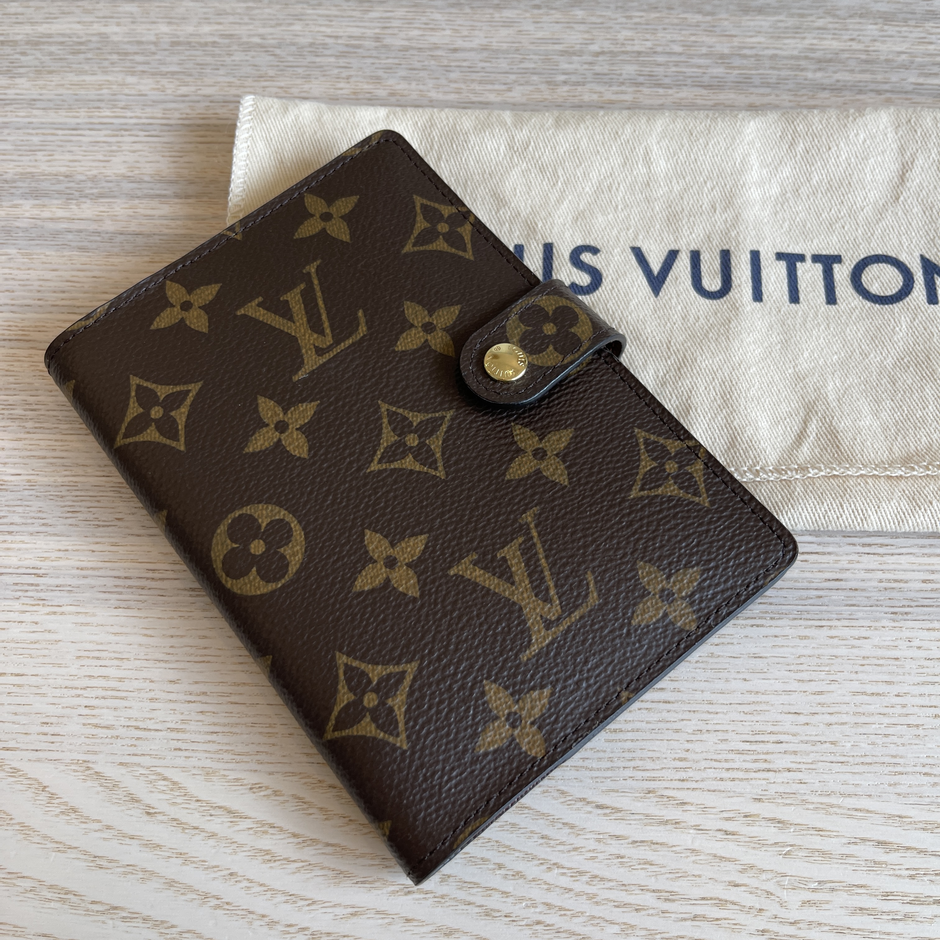 Louis Vuitton mini agenda Monogram TH1908