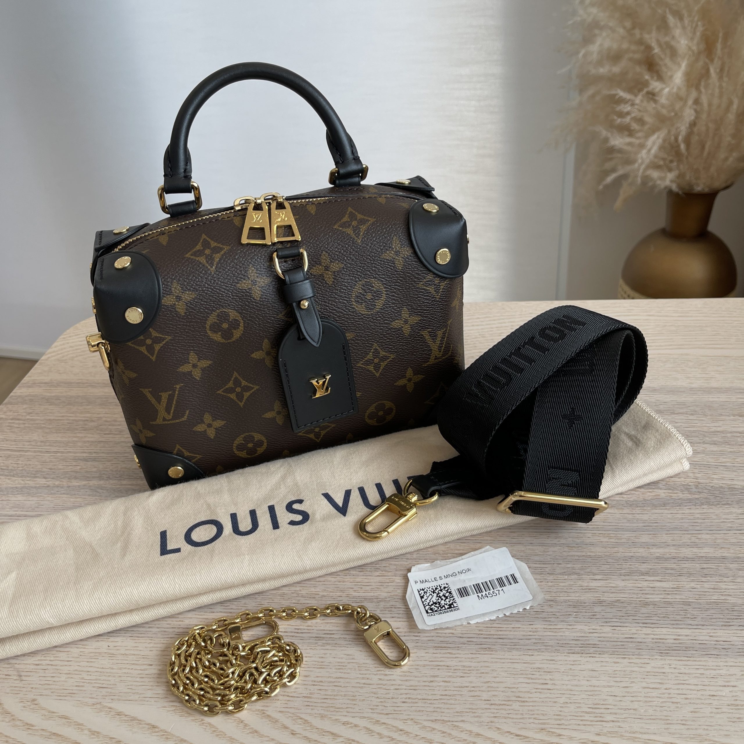 LUXE : LOUIS VUITTON Petite Malle Souple Black 🖤, Gallery posted by  кнєѕуιηιι