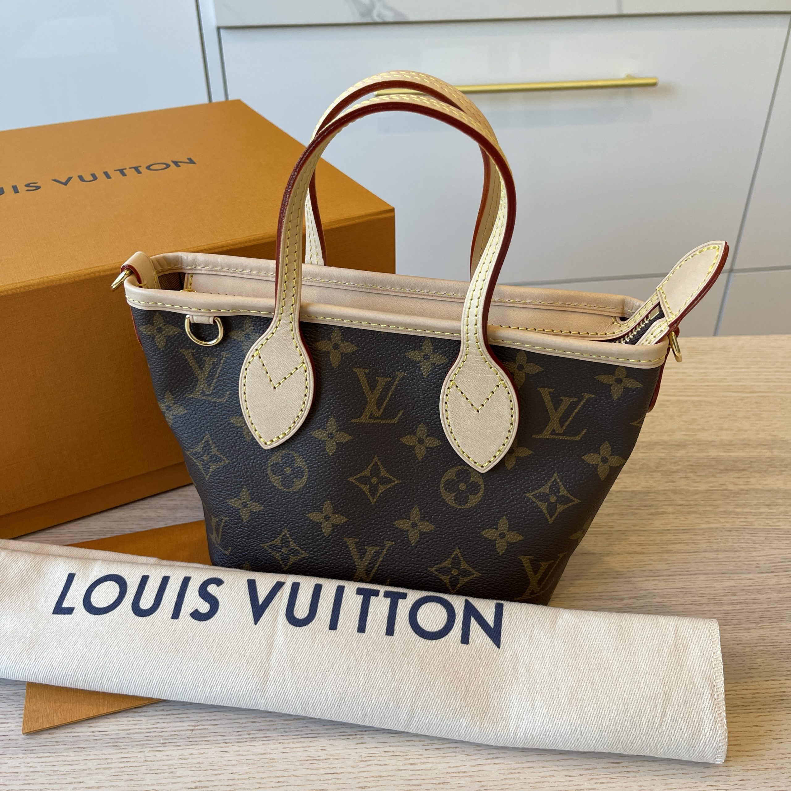 Louis Vuitton, Bags, Original Louis Vuitton Box Dust Bag Shopping Bag  That Fits A Neverfull Mm