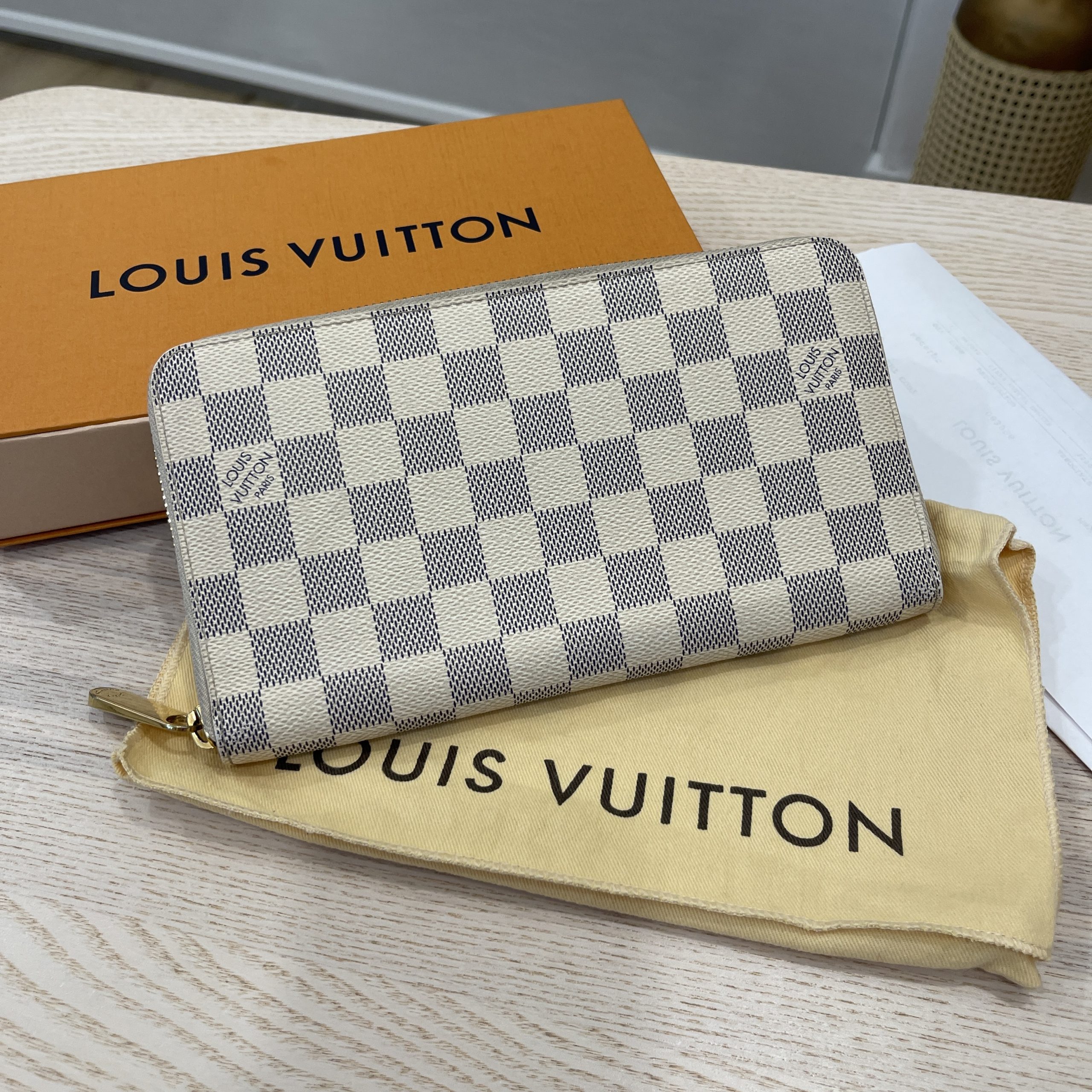With Box Louis Vuitton Damier Azur Card Case White Leather