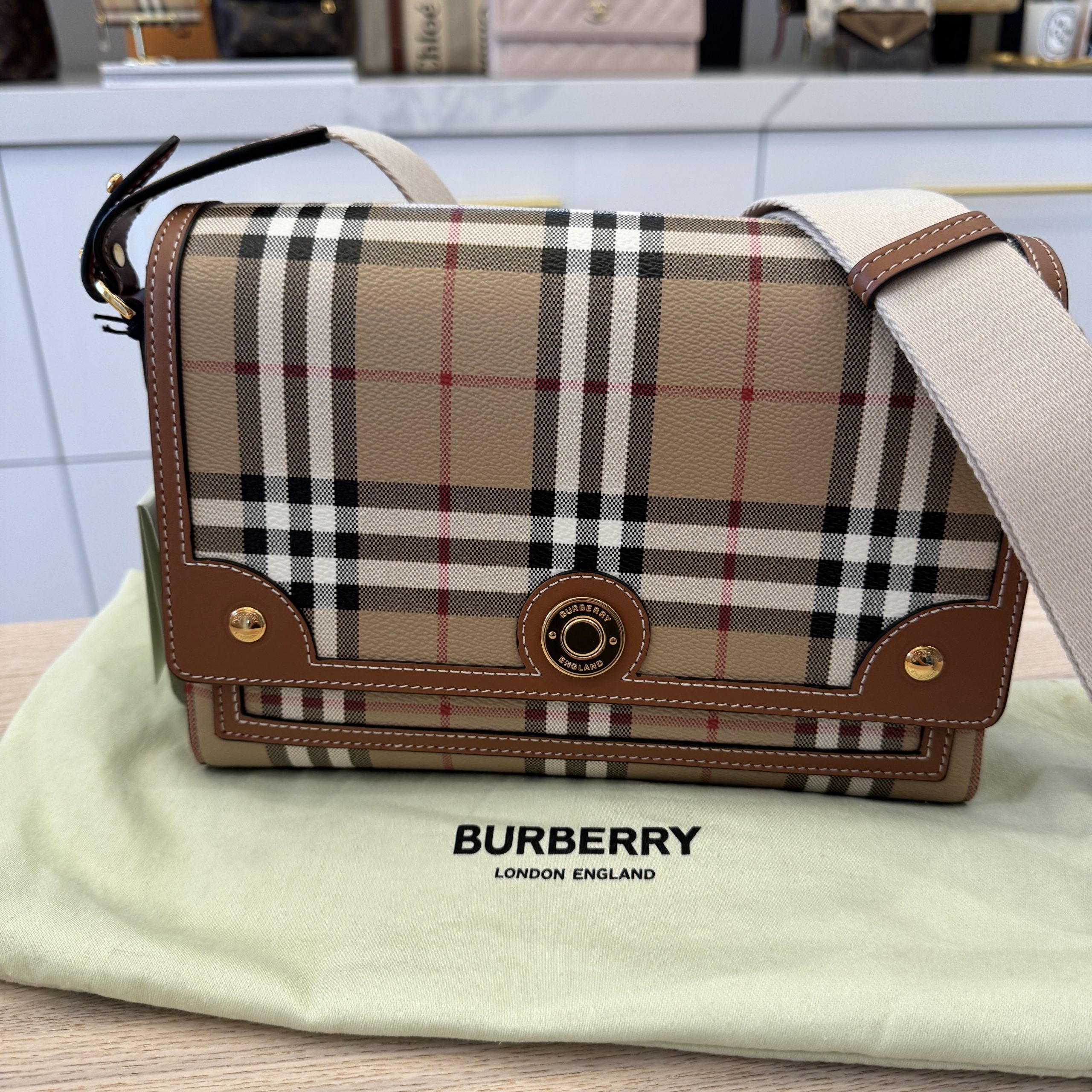 Burberry 2024 10k vintage