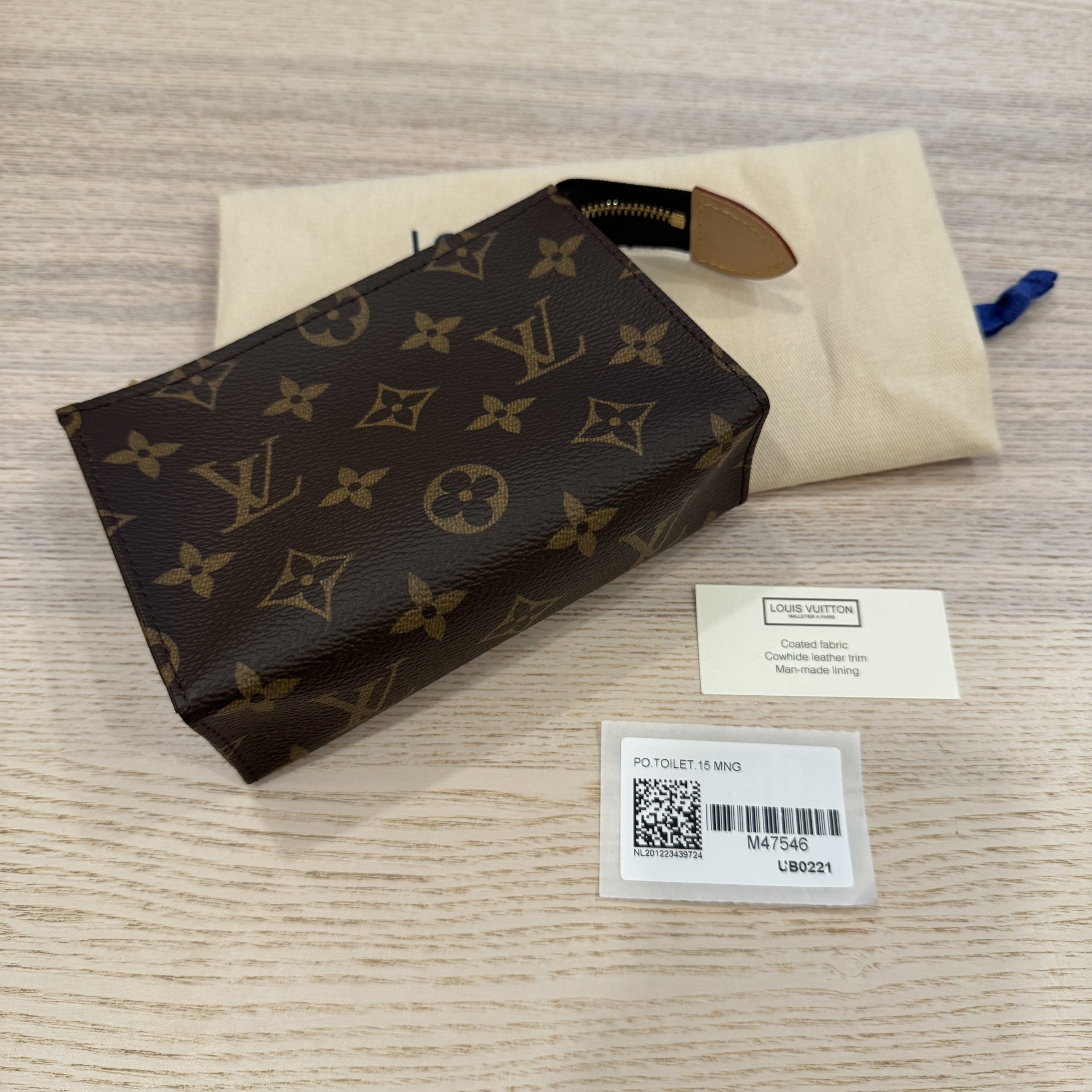 LOUIS VUITTON Toiletry 15 popular Monogram Authentic & Used