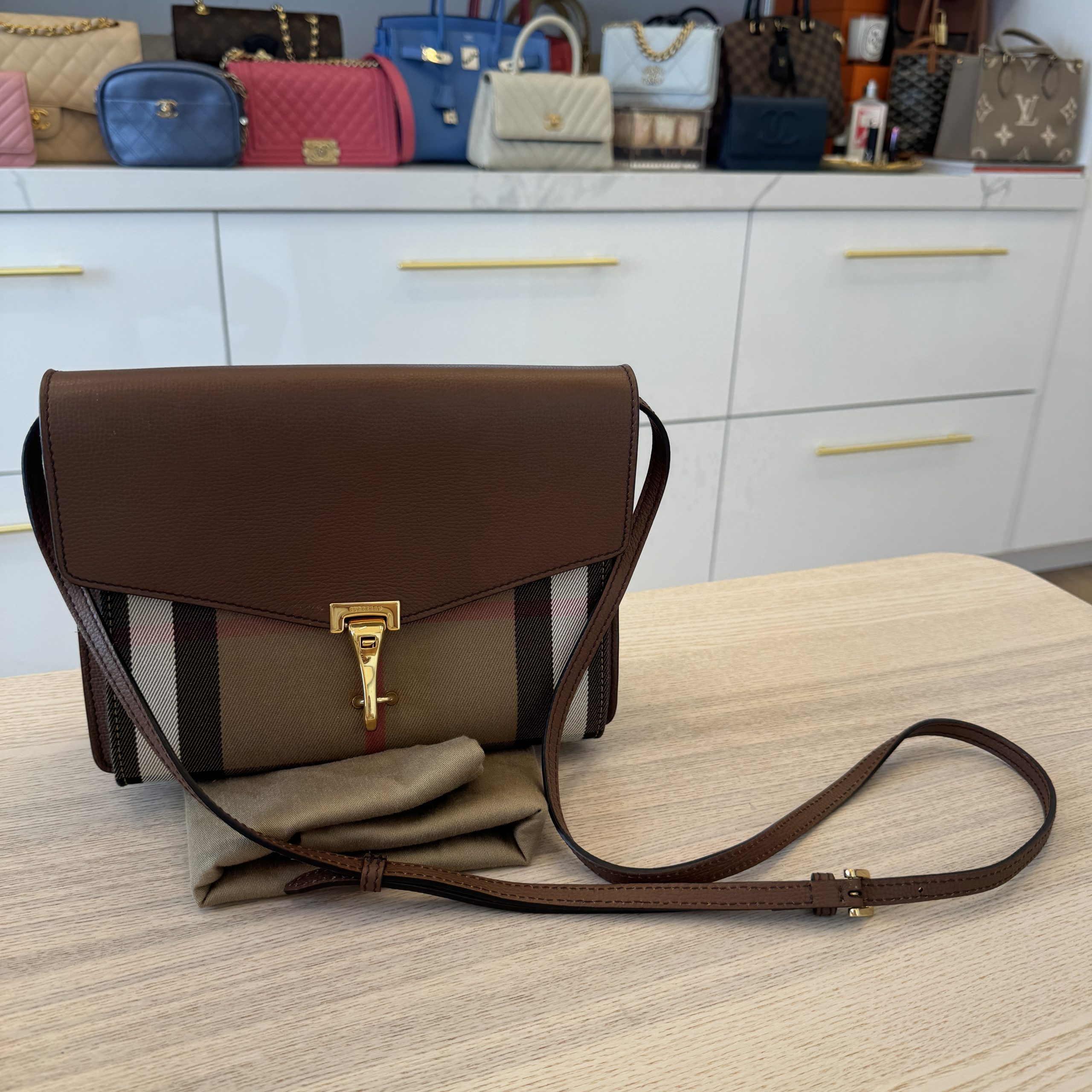 Burberry small house check macken crossbody hotsell