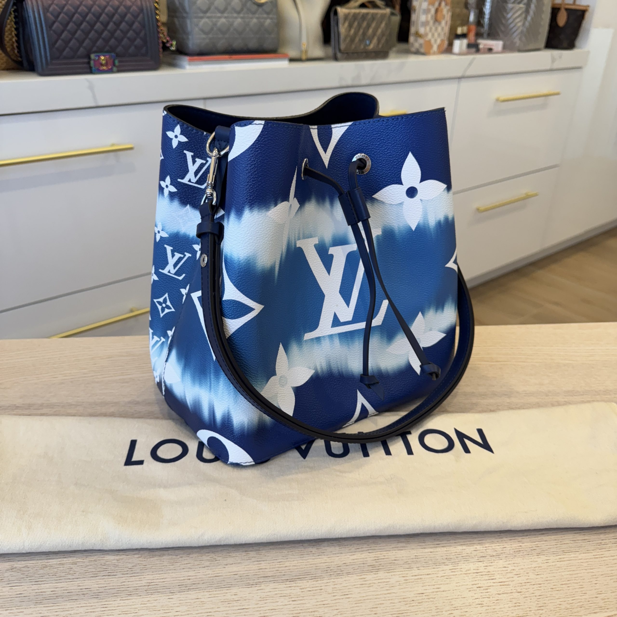 Louis Vuitton Monogram Escale Neonoe MM Blue